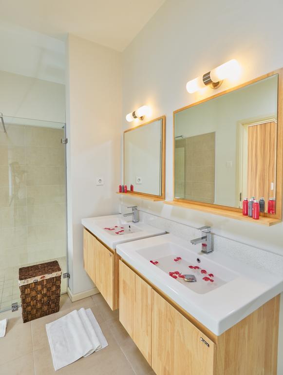 Liberty Drive Apartments & Penthouses By Lov Trou aux Biches Buitenkant foto