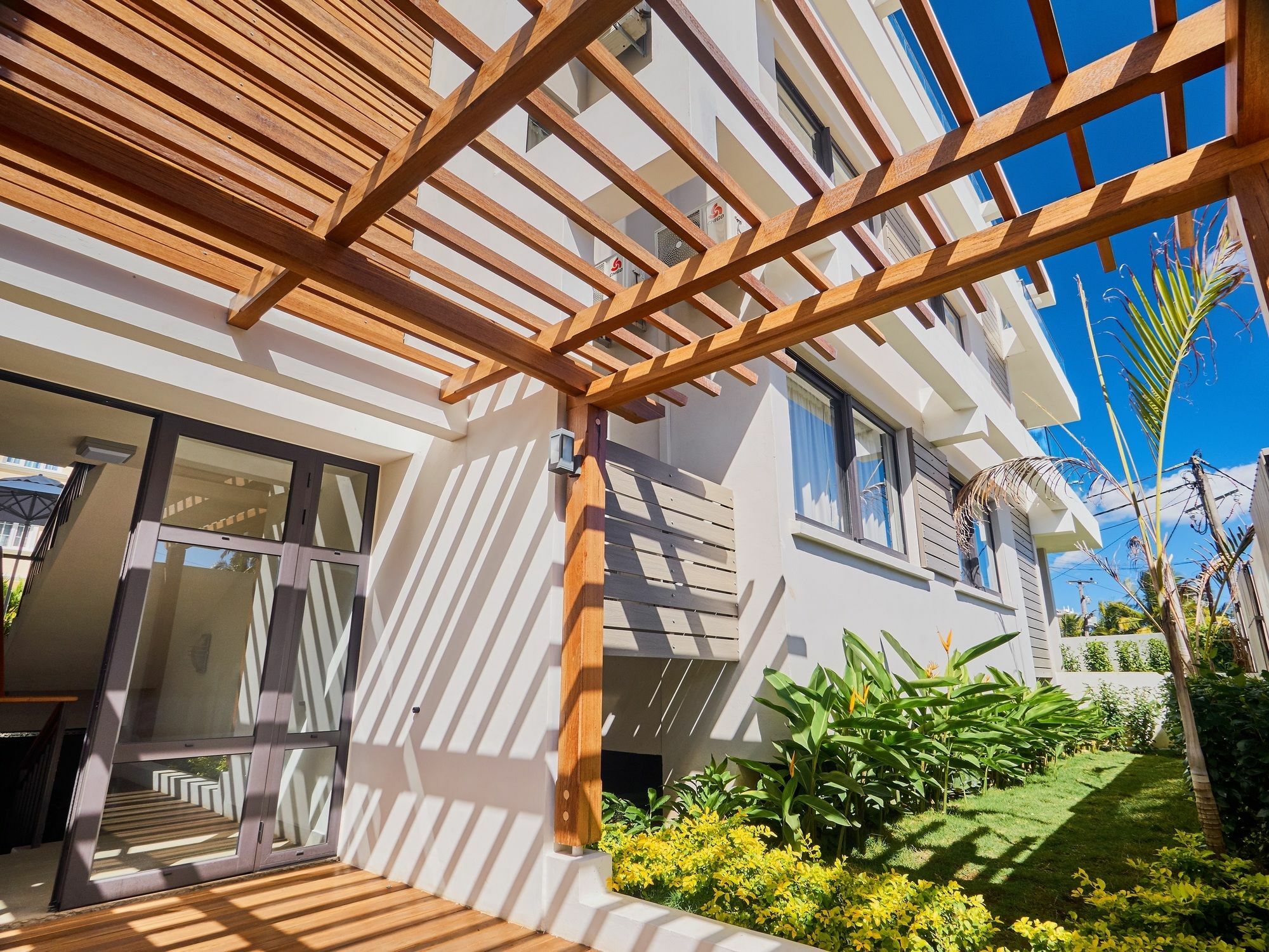 Liberty Drive Apartments & Penthouses By Lov Trou aux Biches Buitenkant foto