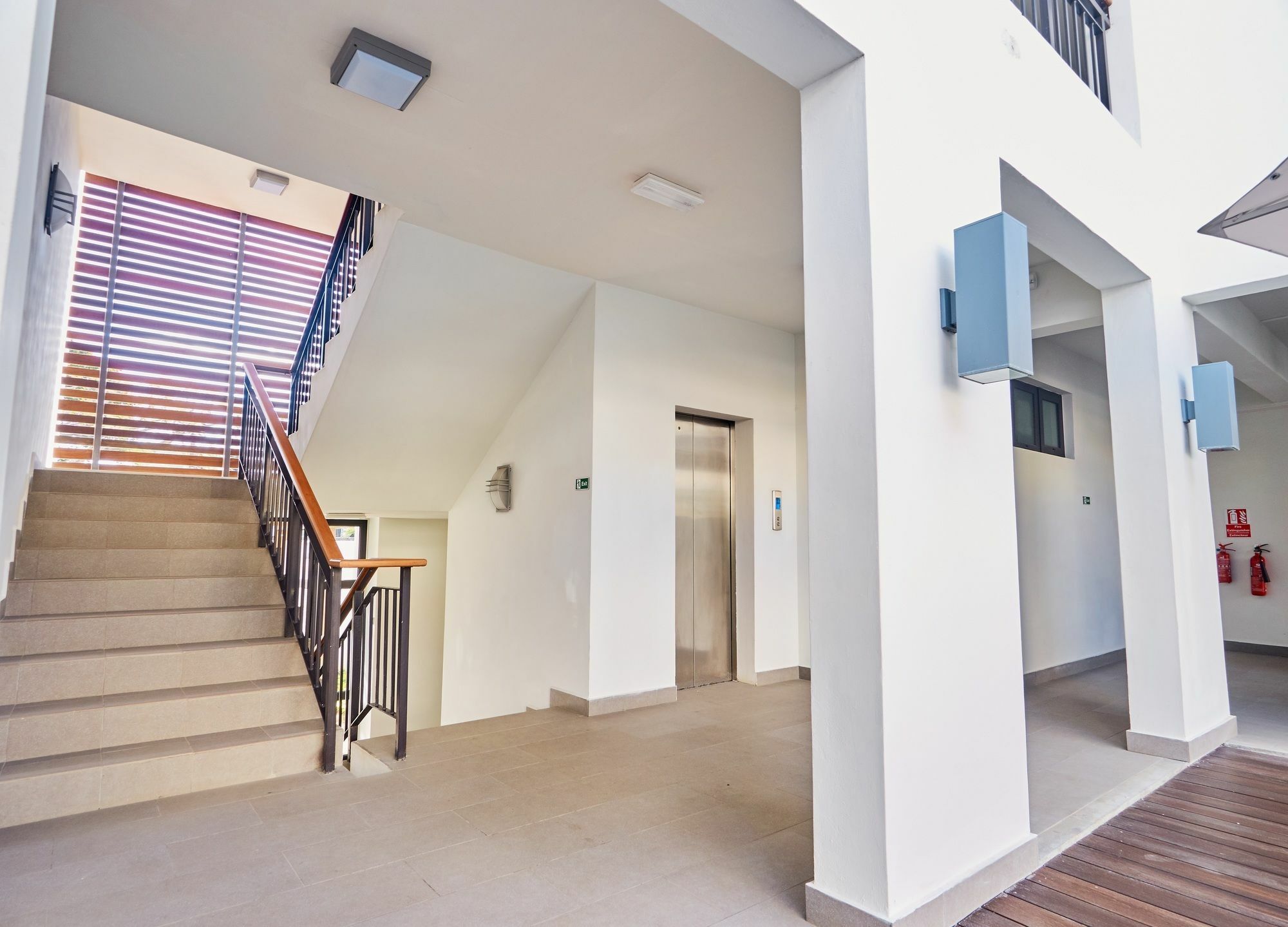 Liberty Drive Apartments & Penthouses By Lov Trou aux Biches Buitenkant foto