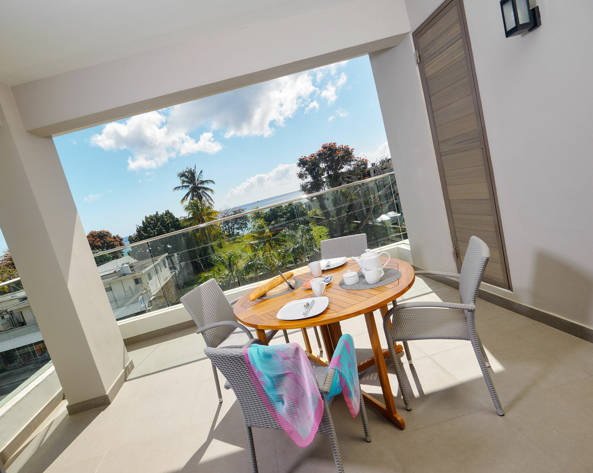 Liberty Drive Apartments & Penthouses By Lov Trou aux Biches Buitenkant foto