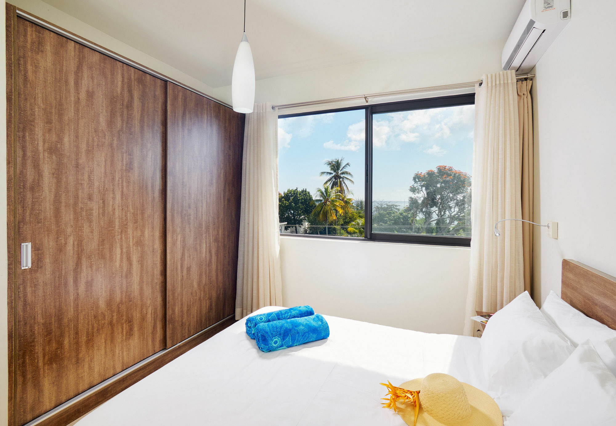 Liberty Drive Apartments & Penthouses By Lov Trou aux Biches Buitenkant foto