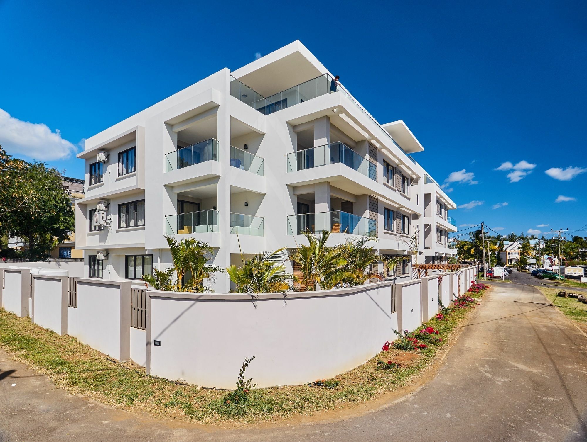 Liberty Drive Apartments & Penthouses By Lov Trou aux Biches Buitenkant foto